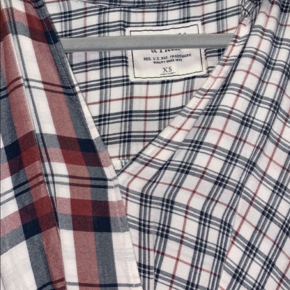 Abercrombie Plaid High-low top - Picture 2 of 2